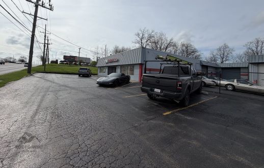 Large commercial flat roof membrane in Downers Grove, IL