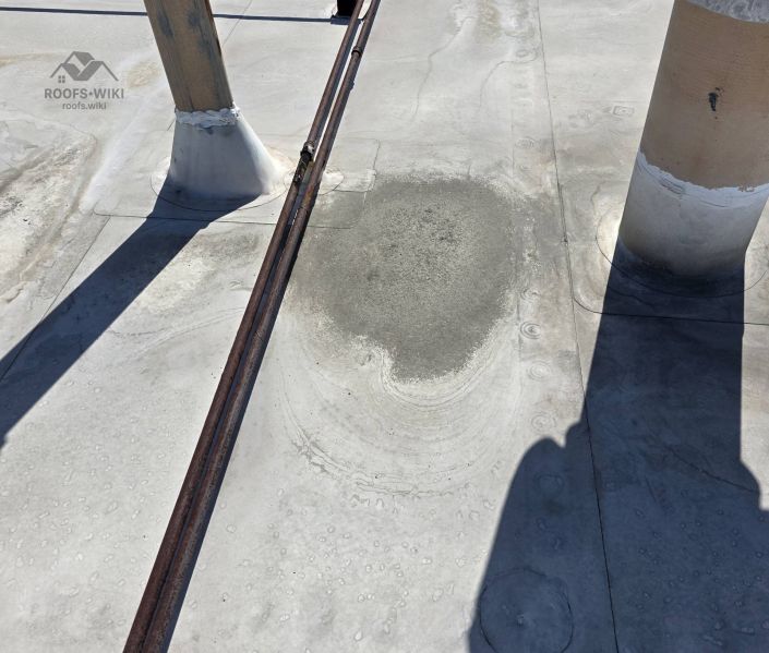 File:Flat-roof-corner-and-parapet-north-hollywood-b2-072.jpg